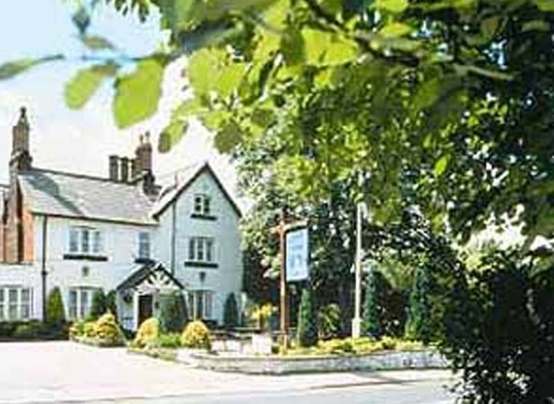 The Lymm Hotel ภายนอก รูปภาพ
