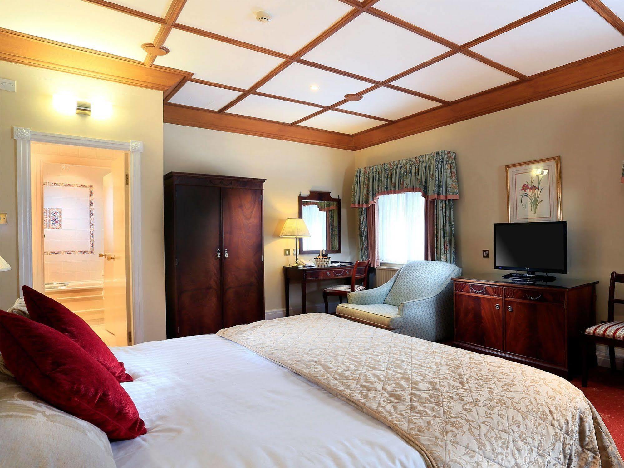 The Lymm Hotel ภายนอก รูปภาพ