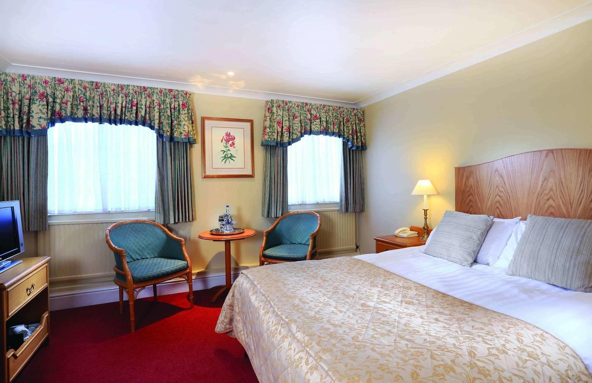 The Lymm Hotel ภายนอก รูปภาพ