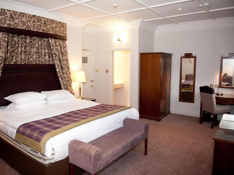 The Lymm Hotel ภายนอก รูปภาพ